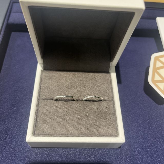 【COEUR D'OR(クゥドール)の口コミ】 2人とも指が華奢な方なので、細めのデザインを選びました。夫の希望がマッ…