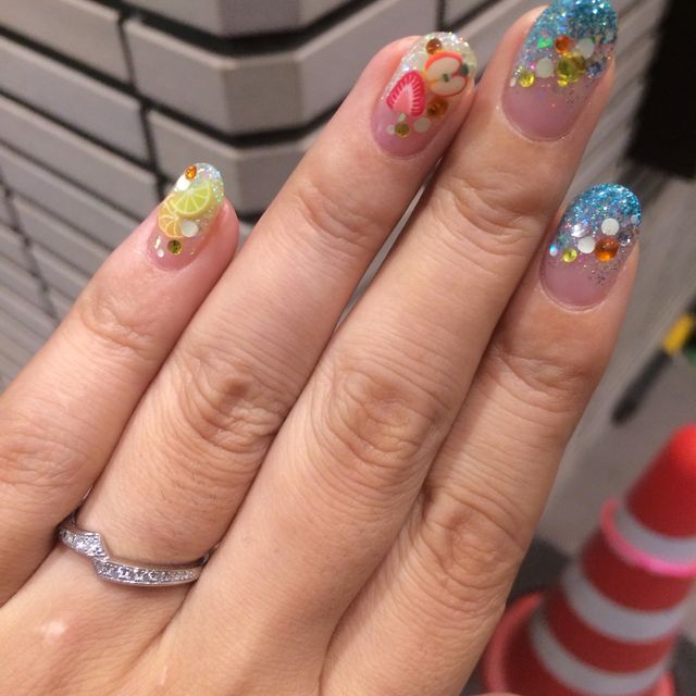 【俄(にわか)の口コミ】 セットリングが存在しており、今は買えないけれど何年か後の記念に買おう…