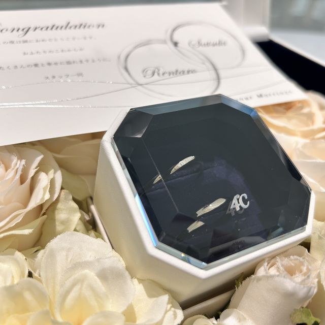 【4℃ BRIDAL(ヨンドシーブライダル)の口コミ】 スパイラルは好みではないかなと思ったけど、持ってきてくれて着用してみ…