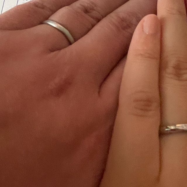 【銀座ダイヤモンドシライシの口コミ】 リングに込められた想いが素敵だった。デザインにストーリー性があるのが…