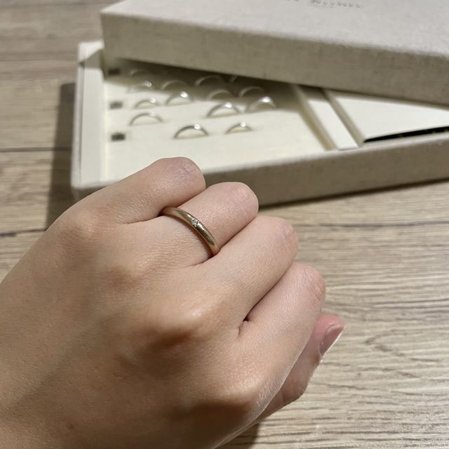 【SIENAROSE(シエナロゼ)の口コミ】 at
homeサービスでは3点試着が可能だったので「きれいめ」「丸」「寛容」…