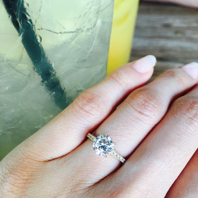 【HASSIN BRIDAL(宝石の八神)の口コミ】 母の婚約指輪をどうしても使いたいが、デザインが古かったのでHASSINさん…