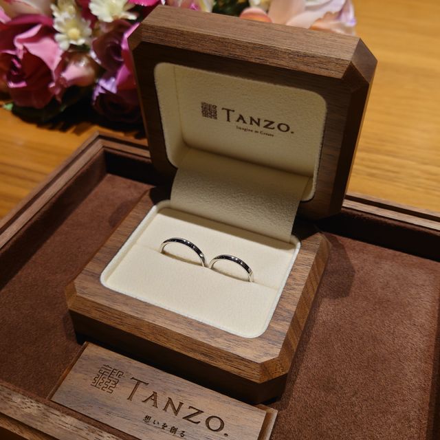 【TANZO.(鍛造指輪)の口コミ】 シンプルなデザインで、今後も長く付けられそうな所がすごく良いと思いま…