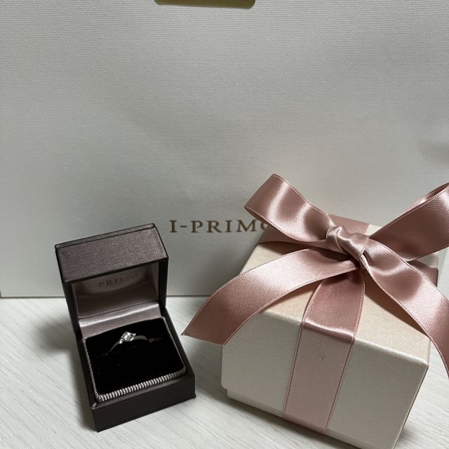 【アイプリモ(I-PRIMO)の口コミ】 アイプリモのキタルファです。
とてもデザインが可愛くてイメージ通りの指…