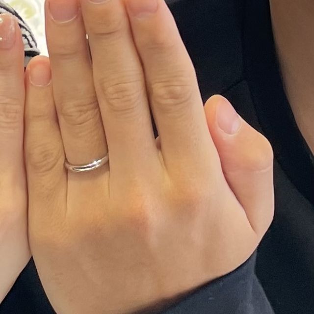 【アイプリモ(I-PRIMO)の口コミ】 シンプルで男らしいデザインを探していたが丁度いいデザインでした。
指輪…