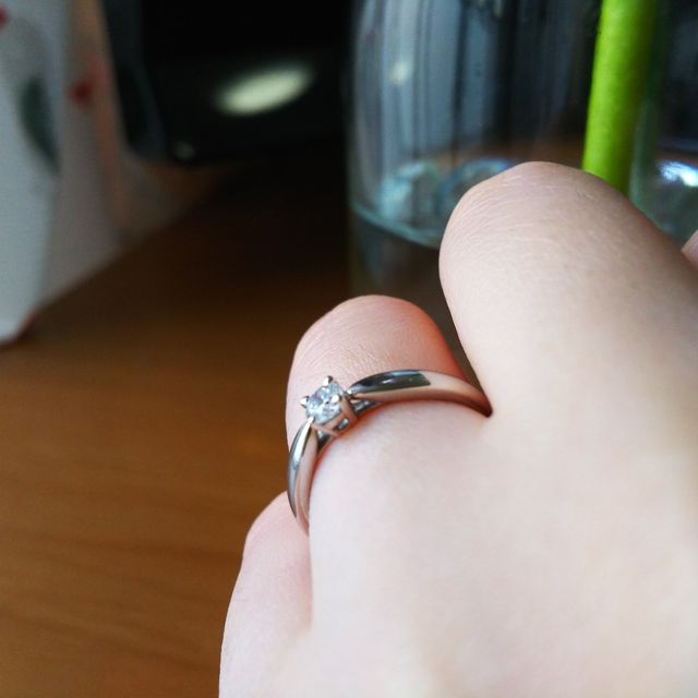 【ティファニー(Tiffany & Co.)の口コミ】 オーソドックスな形でありながら、立て爪のタイプではないところが、日常…