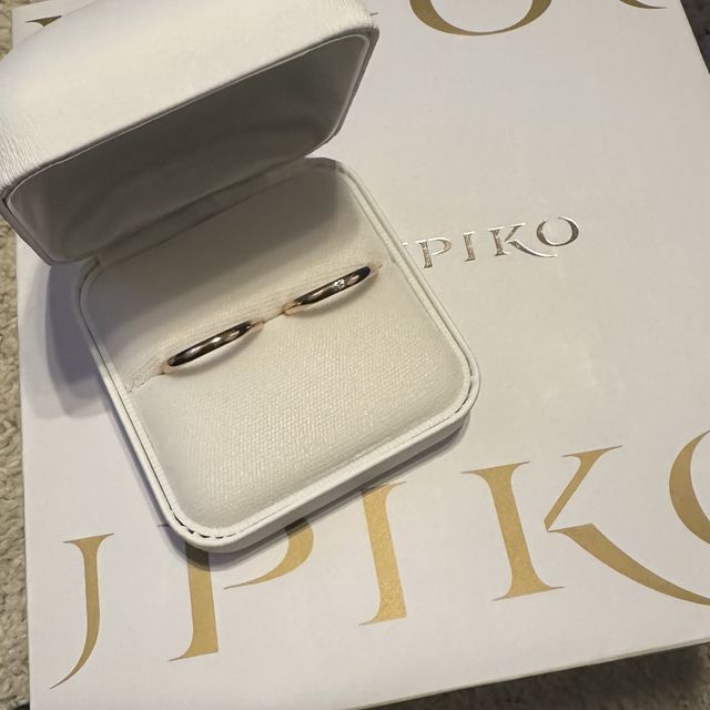 【BONDS(ボンズ)の口コミ】 シンプルなもので飽きずにつけられて、
尚且つ価格もお手頃なものを探して…