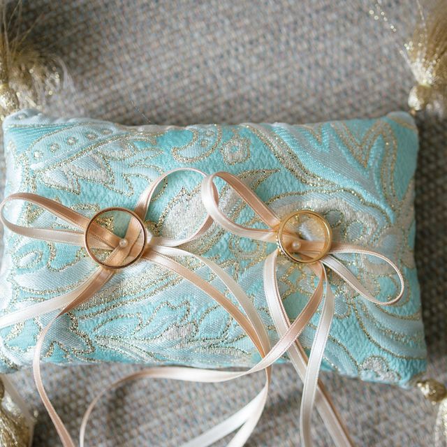 【ブシュロン(BOUCHERON)の口コミ】 普通のマリッジリングっぽくないところが気に入りました。
もともと華奢な…