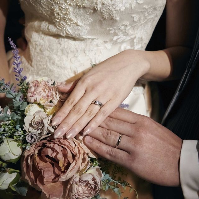 【ヴァン クリーフ＆アーペル(Van Cleef & Arpels)の口コミ】 ダイヤモンドの輝きが、とてもエレガントで手元をきれいに見せてくれます…