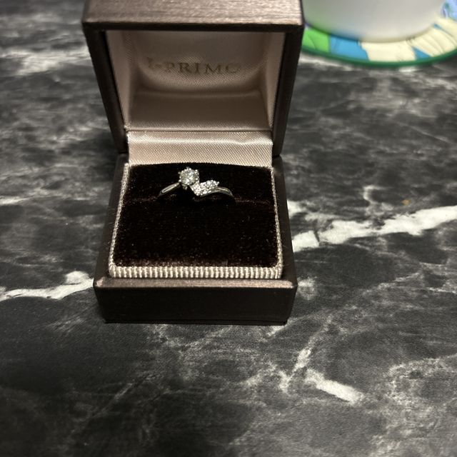 【アイプリモ(I-PRIMO)の口コミ】 思っていたよりも大変シンプルでかつエレガントな感じです。
バリュエーシ…