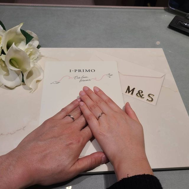 【アイプリモ(I-PRIMO)の口コミ】 ツートンカラーでプラチナ&ピンクゴールドを選択、パートナーはプラチ…