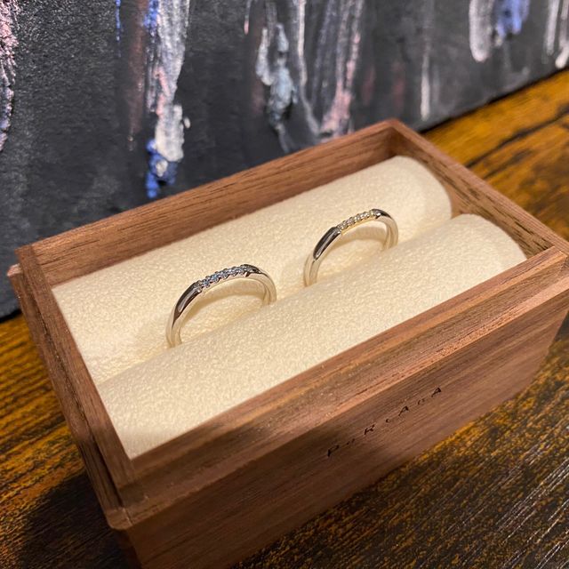 【PORTADA(ポルターダ)の口コミ】 シンプルながらちょっとユニークなデザインで個性的なリングだと思います…