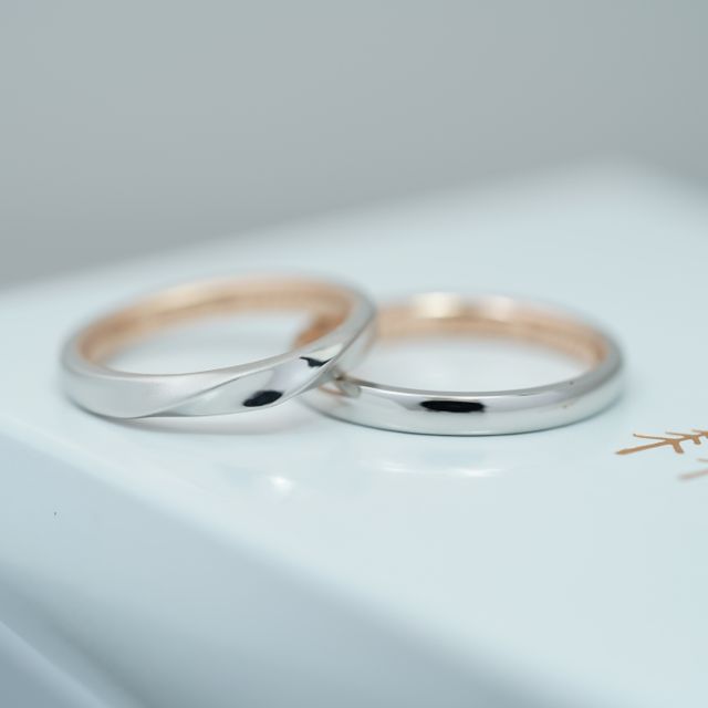 【THREE TREES(スリーツリーズ)の口コミ】 指輪のデザインは自分たちで１から決められるので、太さや色味、刻印、石…