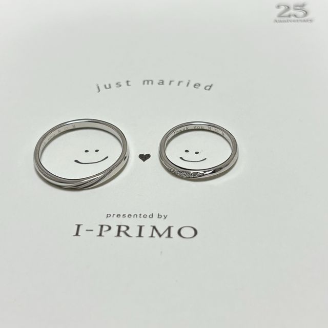 【アイプリモ(I-PRIMO)の口コミ】 ウェーブラインが合っているようで指が綺麗に見えます。さりげないダイヤ…