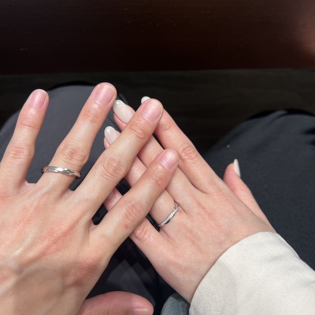 【エクセルコダイヤモンド(EXELCO DIAMOND)の口コミ】 あまり他人と被らないデザイン且つ、飽きの来ない洗練されたデザインのも…