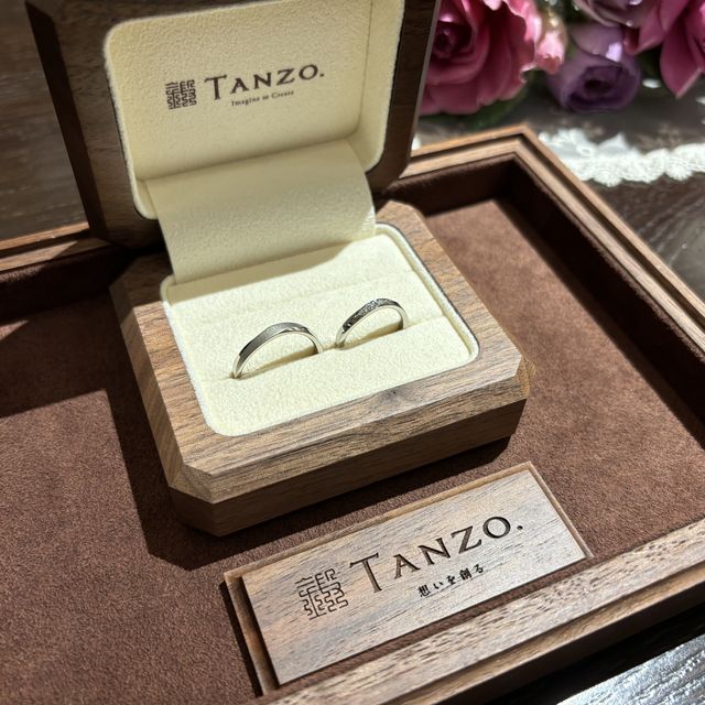 【TANZO.(鍛造指輪)の口コミ】 既製品はこのデザイン好きだけどペアである片方のデザインが好みじゃなか…