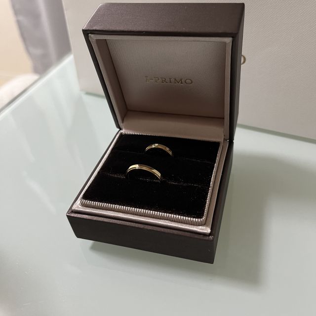 【アイプリモ(I-PRIMO)の口コミ】 結婚指輪は2つで25万円以下で収めたかったのと
k18の指輪を探していました…