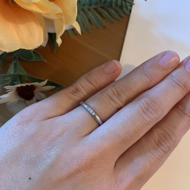 【銀座ダイヤモンドシライシの口コミ】 【デザインについて】
他ブランドは数種類のラインナップでしたが、ダイヤ…