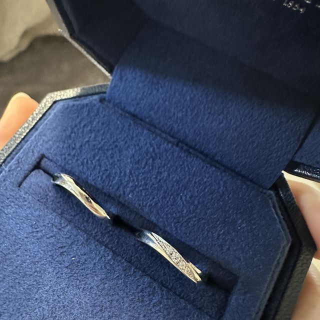 【ROYAL ASSCHER(ロイヤル・アッシャー)の口コミ】 ブランドにこだわりはなく、飽きのこないシンプルかつ丈夫なものを探して…