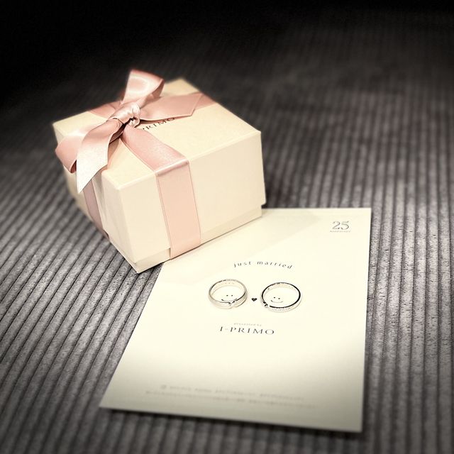 【アイプリモ(I-PRIMO)の口コミ】 個性的で尚且つどんな服装にも合いそうな指輪です。
幅広なアームの半面に…