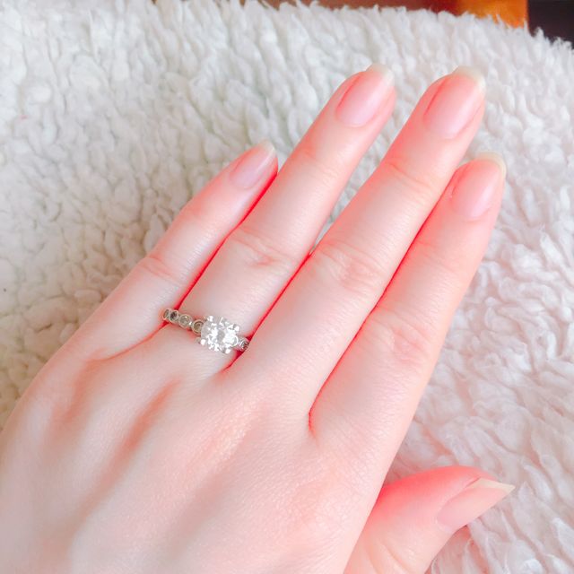 【ティファニー(Tiffany & Co.)の口コミ】 大好きなティファニーに憧れて、買いました。
この指輪のポイントは、一点…