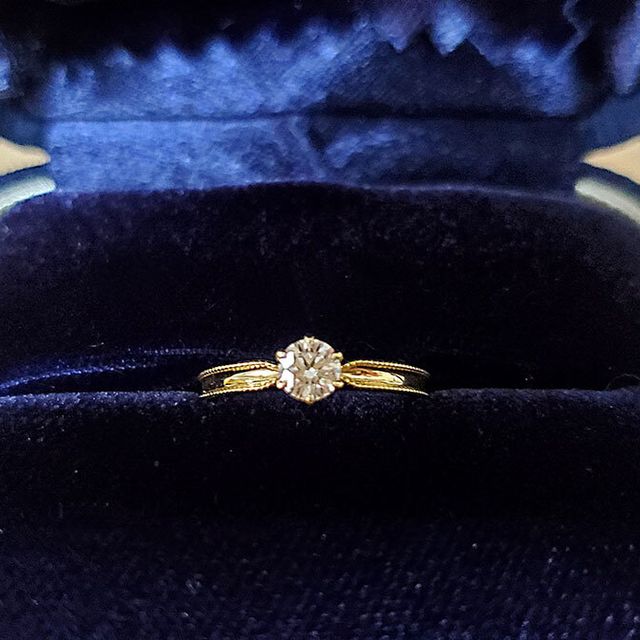 【ith(イズ)の口コミ】 はじめてHPを見た時から【アロー】が一番気に入っていました。
シンプルな…