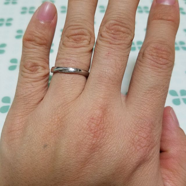 【JEWELRY  KAMATA(ジュエリーかまた)の口コミ】 いつ身に付けてても違和感を与えないデザイン性、年齢相応なシンプルさを…