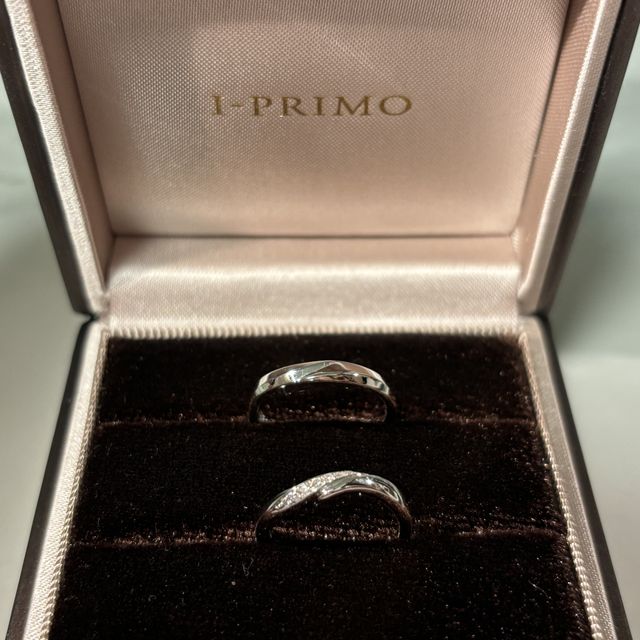 【アイプリモ(I-PRIMO)の口コミ】 デザインはお互いに気に入ったものを選んだので
ペアではないですが気に入…