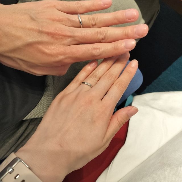 【銀座ダイヤモンドシライシの口コミ】 ダイヤモンドが完全に埋まっているタイプではなく、少し飛び出ているとこ…