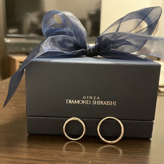 【銀座ダイヤモンドシライシの口コミ】 ダイヤモンドが完全に埋まっているタイプではなく、少し飛び出ているとこ…