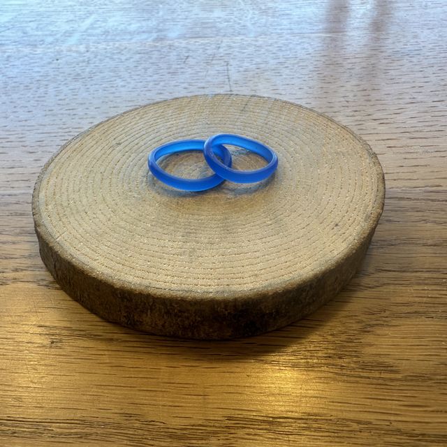 【CRAFY(クラフィ)の口コミ】 指輪のデザインは、ウェーブにして指馴染みがいいようにしました。また、…