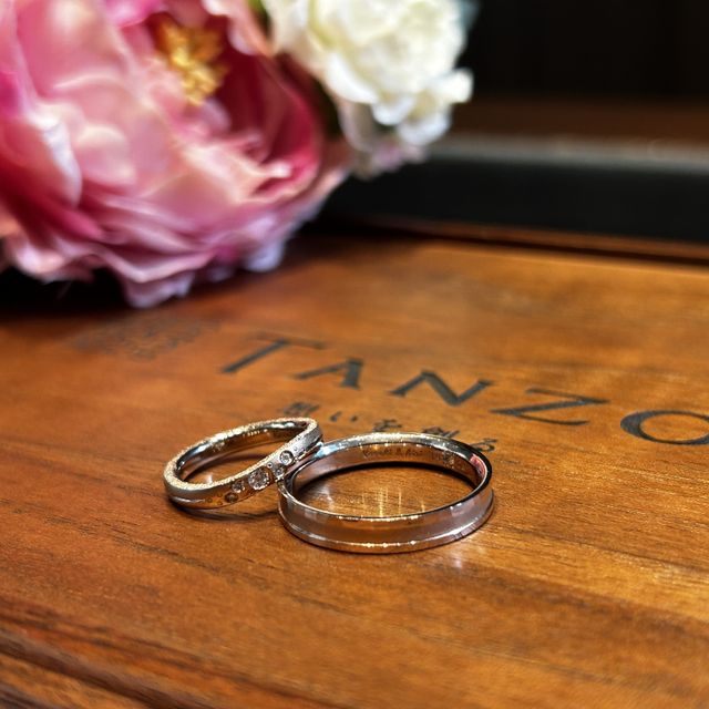 【TANZO.(鍛造指輪)の口コミ】 指輪側面のスターダスト加工やマッド加工も多く種類があって詳細までこだ…