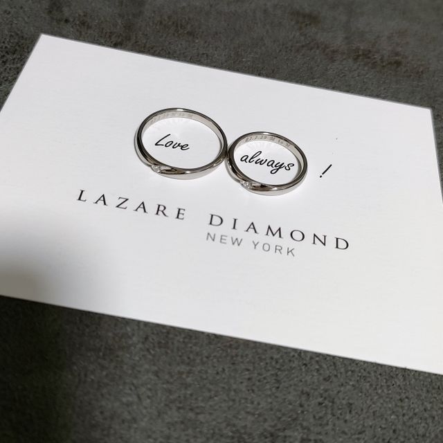 【ラザール ダイヤモンド(LAZARE DIAMOND)の口コミ】 指輪を決めるまで、6店舗ほど回りました。
そこで、あまり見たことないデ…