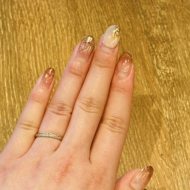 【宝寿堂(ほうじゅどう)の口コミ】 私の指は水かきが深かった事や婚約指輪がストレートタイプだったので、ス…
