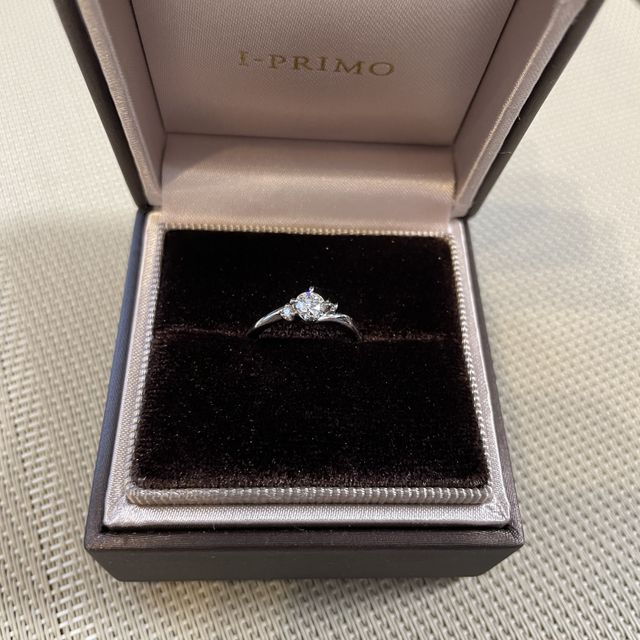 【アイプリモ(I-PRIMO)の口コミ】 最初からウェーブのデザインが良いなと決めてお店に行きました。購入した…