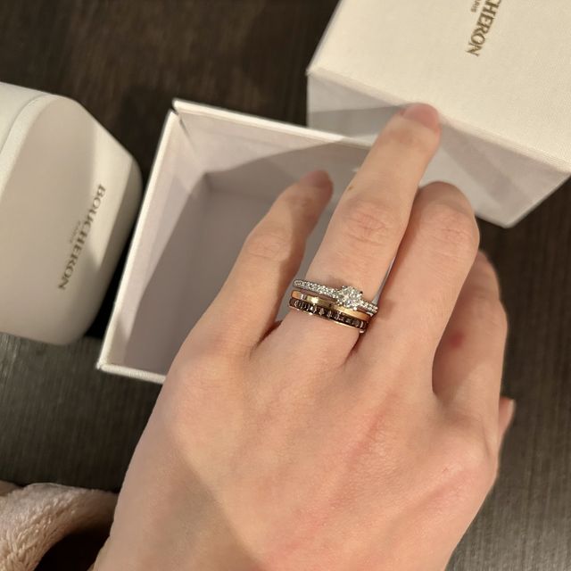 【ブシュロン(BOUCHERON)の口コミ】 ブシュロンの中で一番人気なキャトルシリーズを選びました。他ブランドの…