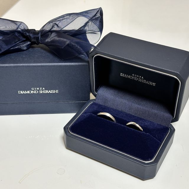 【銀座ダイヤモンドシライシの口コミ】 値段のわりには、とても付け心地が良いです。
デザインもシンプルで、ダイ…
