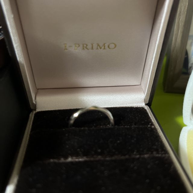 【アイプリモ(I-PRIMO)の口コミ】 ウェーブのかかったデザインで飽きさせず、指を細く見せる効果があります…