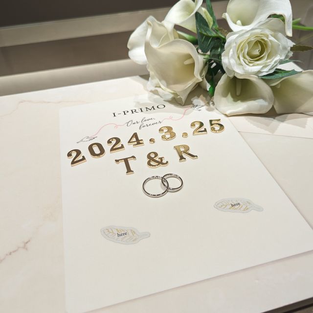 【アイプリモ(I-PRIMO)の口コミ】 シンプルな指輪を探していたのですが夫婦揃って一目惚れしました
プラチナ…