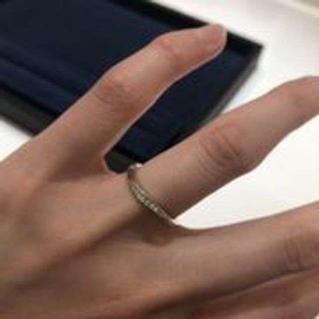 【canal4℃(カナルヨンドシー)の口コミ】 シンプルでかっこよくてよかったです。
デザインも自分好みで彼女もよろこ…