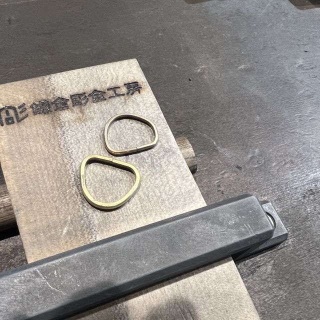 【鎌倉彫金工房の口コミ】 交際している時から2人でレザークラフトや陶芸など、何かを一緒に作りに行…