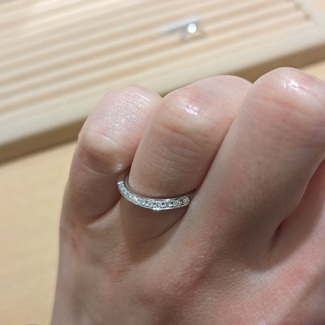 【TRECENTI(トレセンテ)の口コミ】 こちらにお伺いするまでに3店舗見に行きました。
その中で1番付け心地が良…