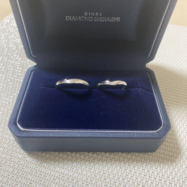 【銀座ダイヤモンドシライシの口コミ】 デザインのコンセプトが天使のはしごで私達が探していた結婚指輪にピッタ…