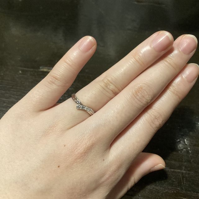 【アイプリモ(I-PRIMO)の口コミ】 私の骨格に合うV字タイプの物をお探ししておりました。どこも似たようなデ…