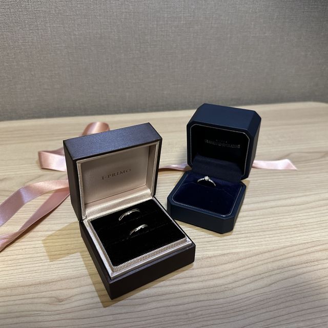 【アイプリモ(I-PRIMO)の口コミ】 女性用のものはゴールドとシルバーを掛け合わせたものになってます。ゴー…