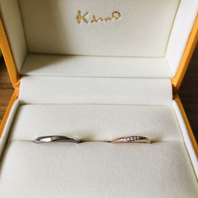 【ケイウノ ブライダル(K.UNO BRIDAL)の口コミ】 2人とも音楽をしているので、指輪のタイトル「フォルテ」と指輪に込められ…