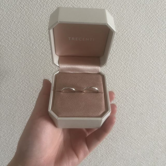 【TRECENTI(トレセンテ)の口コミ】 死ぬまで付ける物になるので、第一にシンプルさを優先しました。トレセン…