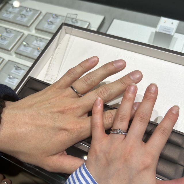 【アイプリモ(I-PRIMO)の口コミ】 せっかくもらった婚約指輪を結婚後もつけ続けたいという思いから重ね付け…