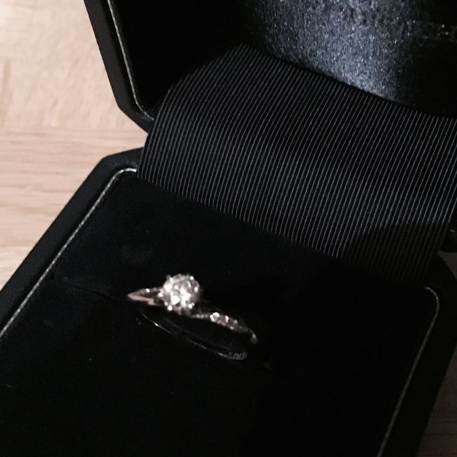 【銀座ダイヤモンドシライシの口コミ】 質の高さと価格。検討していた他社と比較した際、より質の高いダイヤモン…