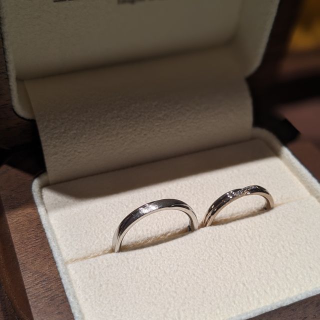 【TANZO.(鍛造指輪)の口コミ】 鍛造製法で作られているので、鋳造製法と比べて指輪の強度が高いこと。プ…
